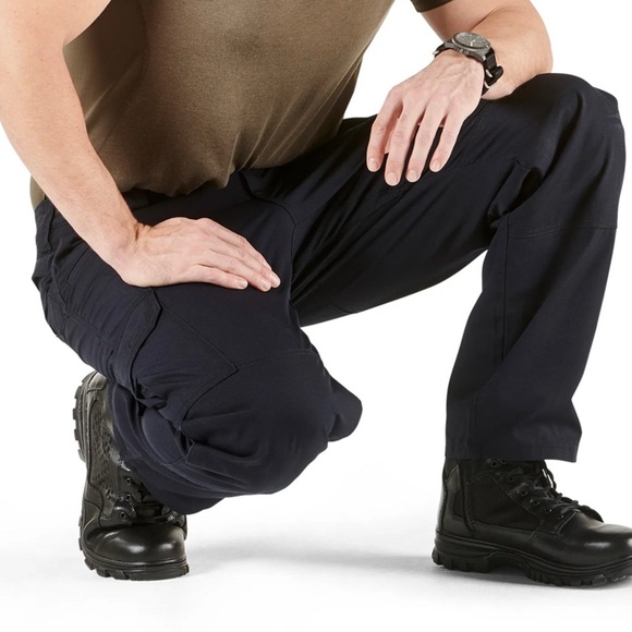 5.11 Tactical Gray Cargo Pants NWT - Picture 8 of 8